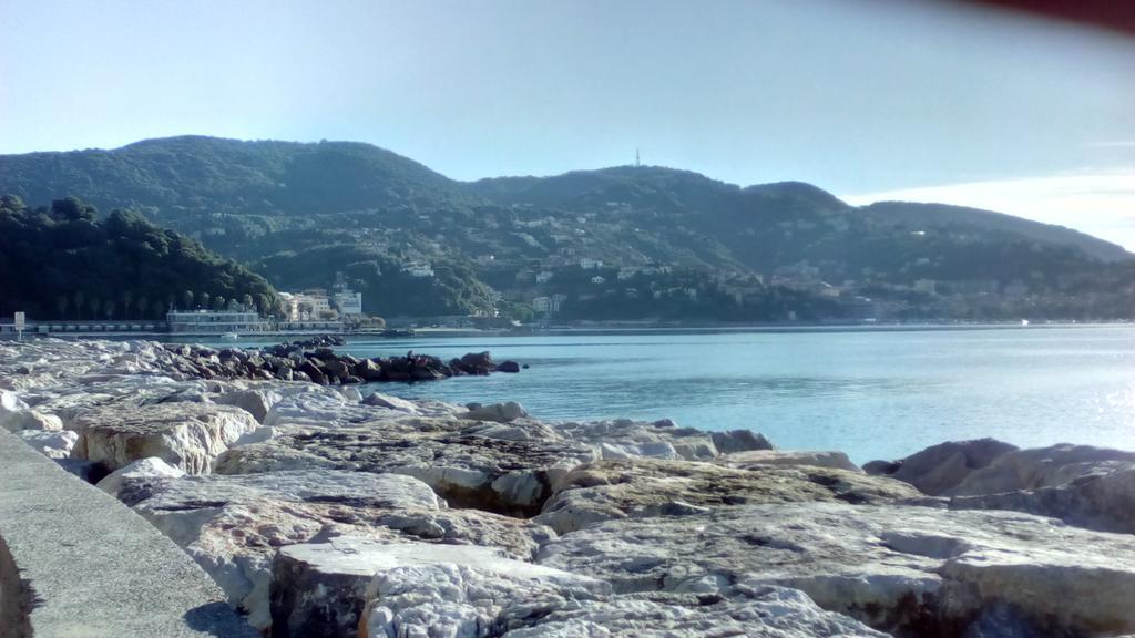 Locanda Del Sole Nero San Terenzo Exteriör bild